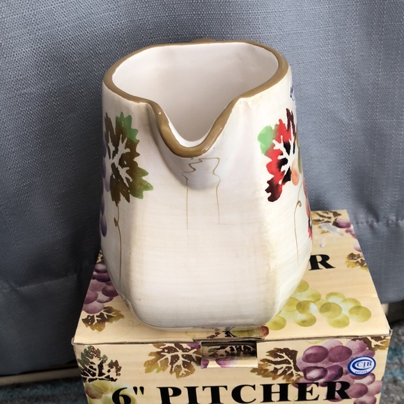NWT casa elite home collections. 6 inch pitcher - Picture 4 of 8